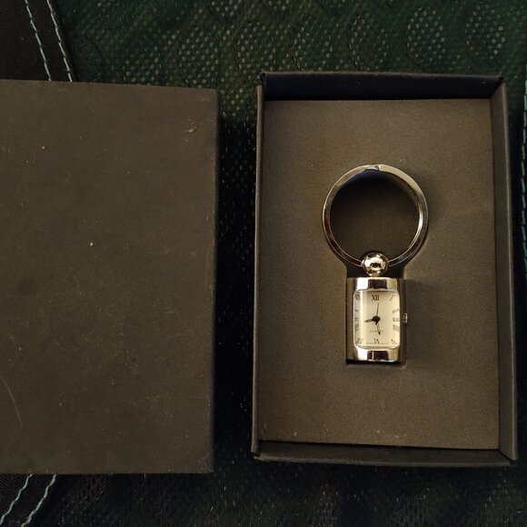 Designer Mini Keychain Analog Clock - NEW - Picture 2 of 5